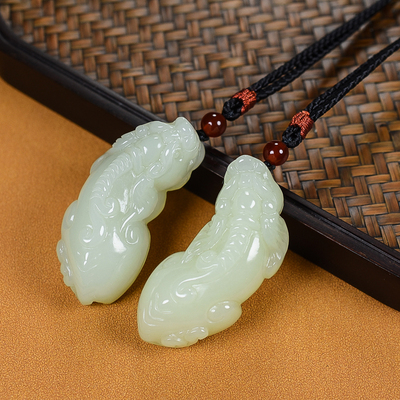 和田白玉貔貅,天然和田玉吊坠,羊脂白玉吊坠,青玉吊坠,碧玉吊坠,白玉吊坠,青白玉吊坠,定制加工